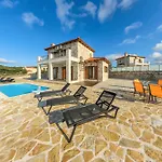 Ferienhaus Orient Volimes