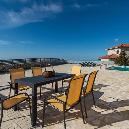 Orient Volimes * 圣尼古拉奥斯