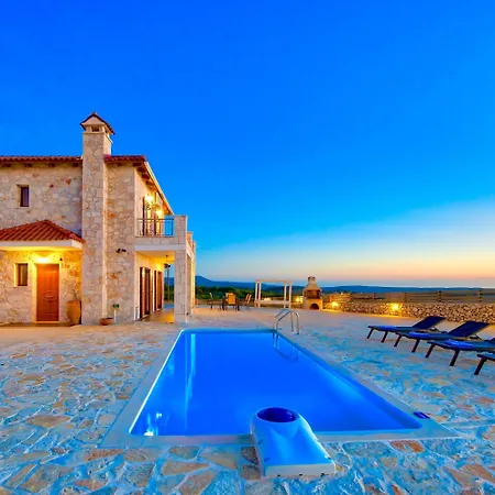 Orient Volimes 圣尼古拉奥斯