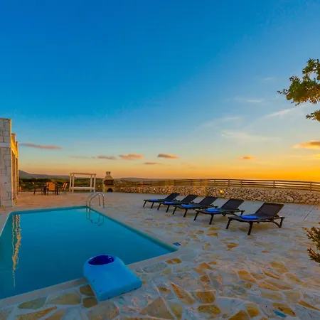 Orient Volimes Ferienhaus *